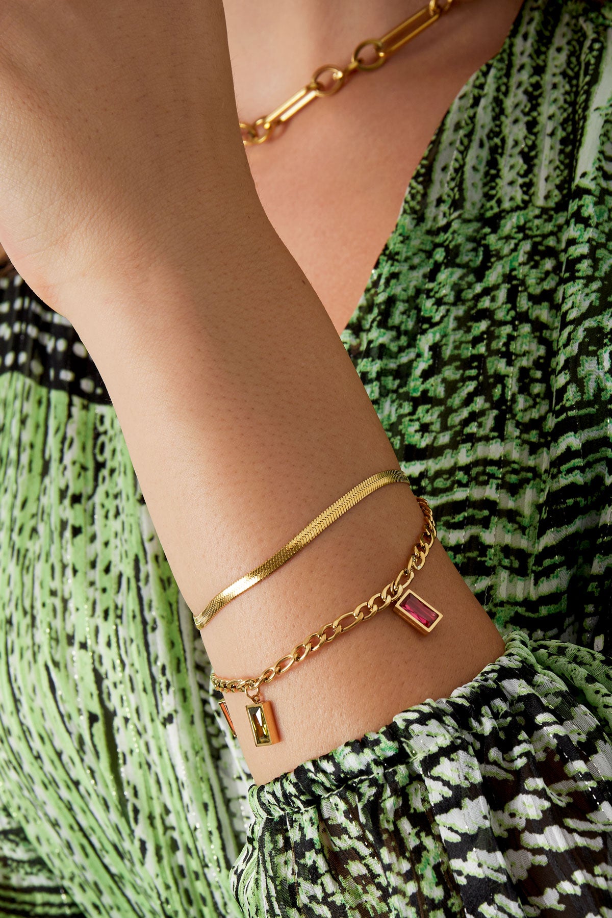 18Kt Gold Plated Double Chain Charm Bracelet For Women – Carlton London  Online